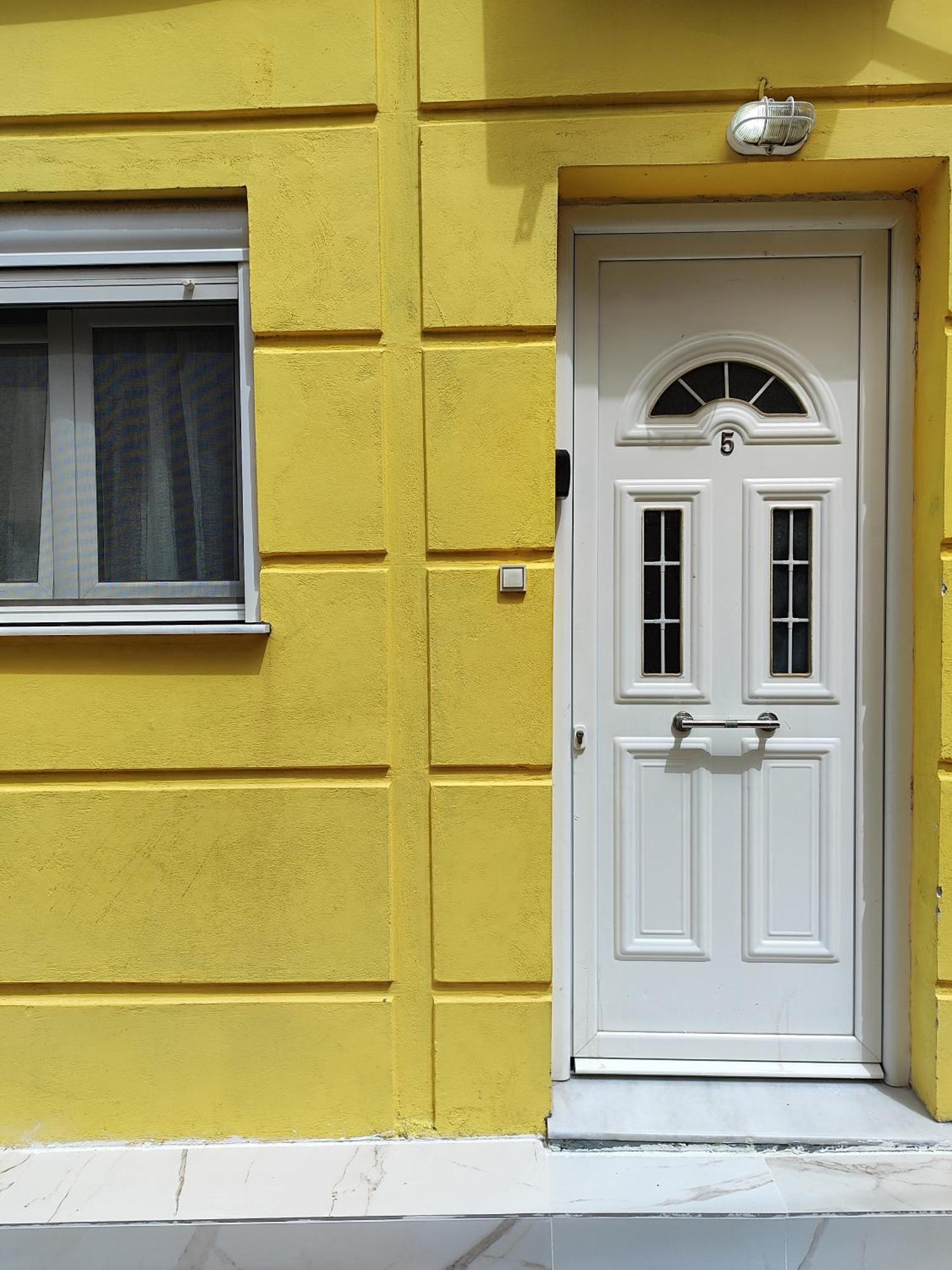 Charilia Apartment Mytilene Ngoại thất bức ảnh